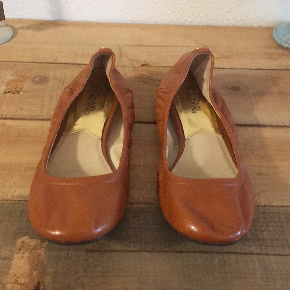Michael Kors flats shoes  🥿